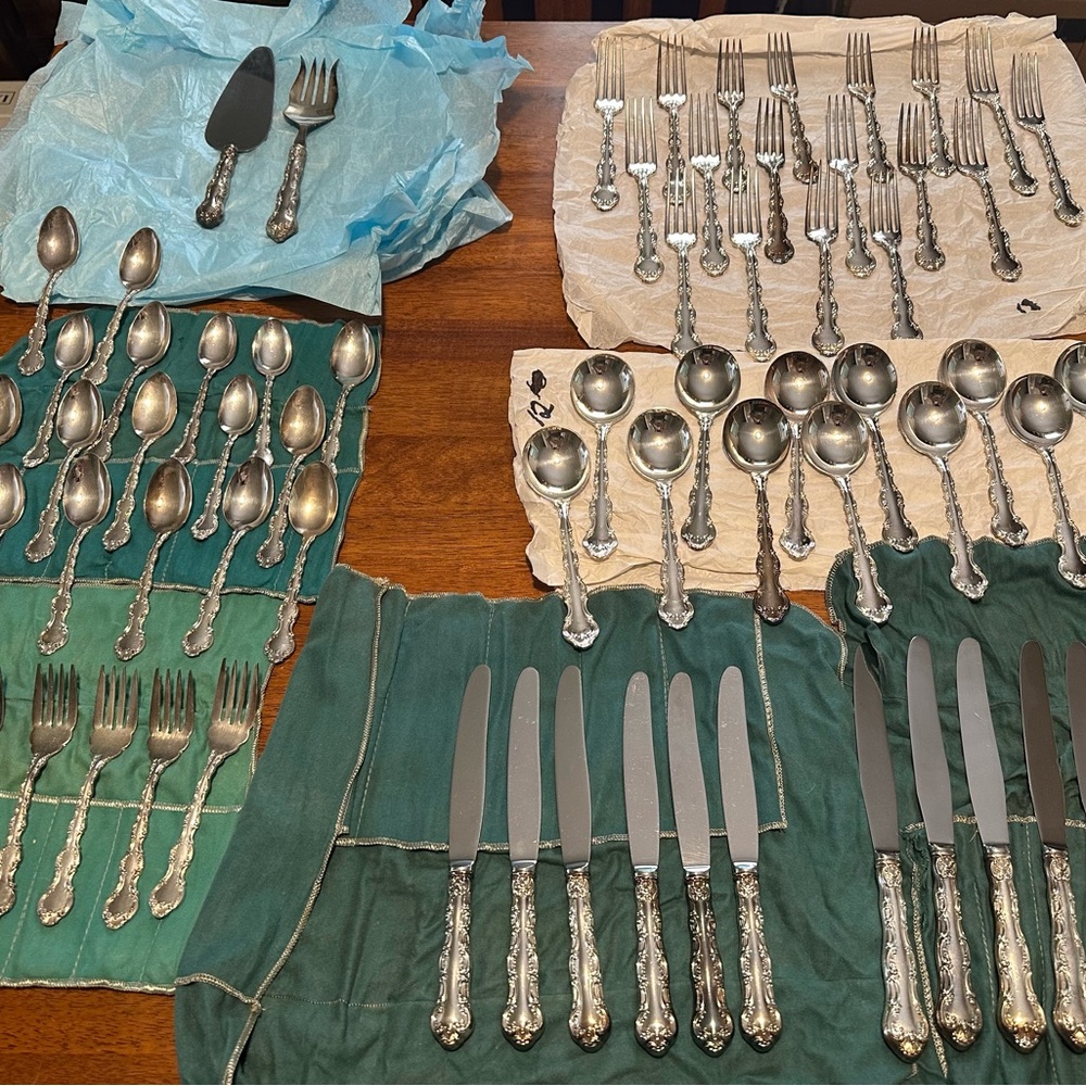 “Louis de France” Birks Regency Plate Dinner Flatware